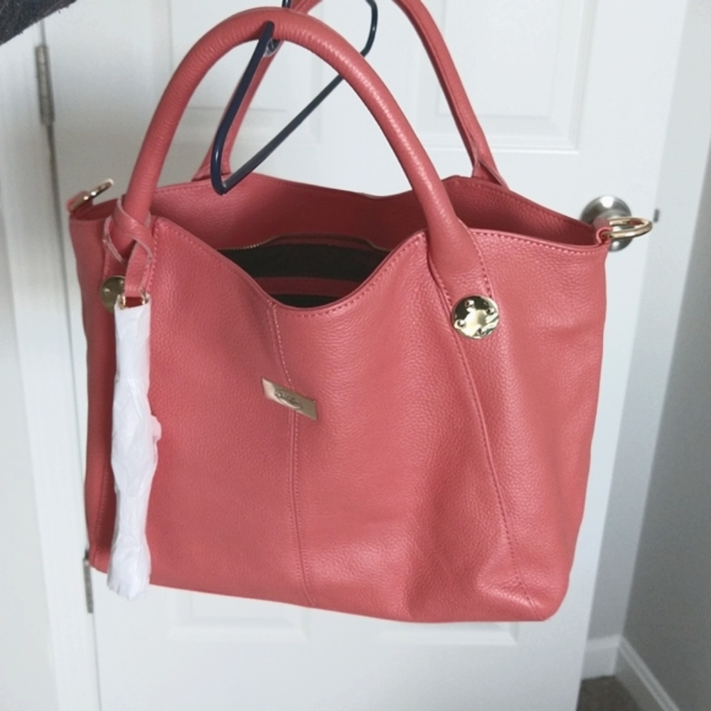 Onna Erlich Stacy handbag in coral color